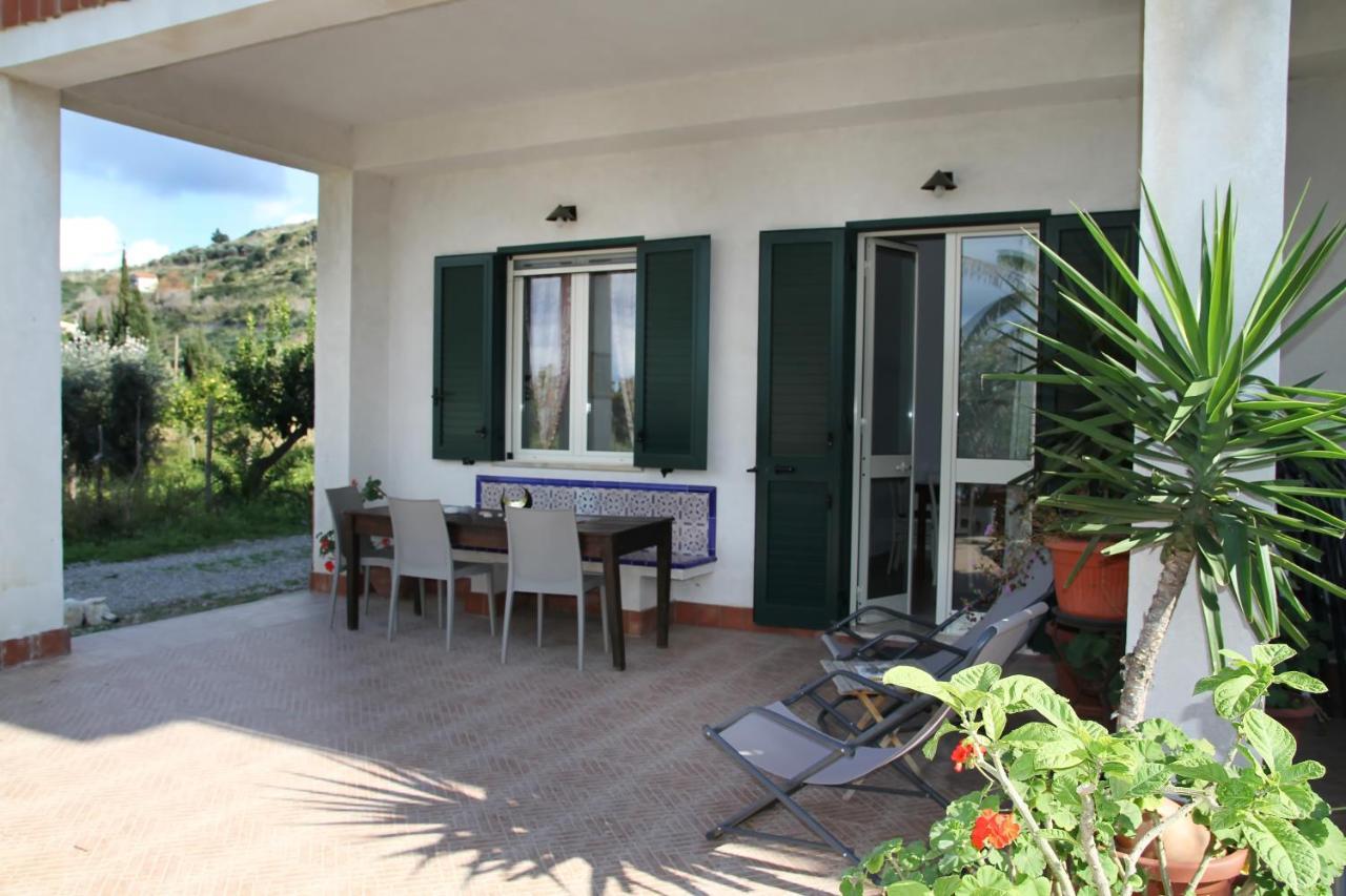 Tenuta Piana1 Con Accesso Diretto Al Mare Caronia Marina Exterior photo